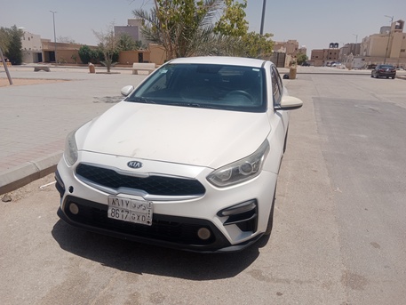 Riyadh, Vehicles, Cars & Trucks , SAR 32000,  Kia Cerato,  2019,  Automatic,  300000 KM,