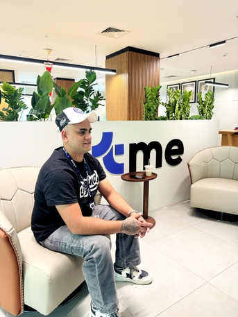 Manama, Job Seekers, Worked In A Cleaning Company For Two Years, Worked As An Office Boy, And Worked As A  Watc