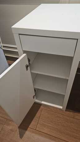 Al Safa, Furniture, SAR 100,  Desk, White And In A Good Condition