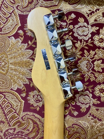Riyadh, Musical Instruments, SAR 650,  Electric Guitar Yamaha EG112