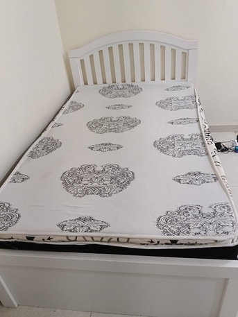 Riyadh, Air Conditioners, SAR 550,  Old AC For Sale 3 Numbers,Bed Set 2 Nos.
