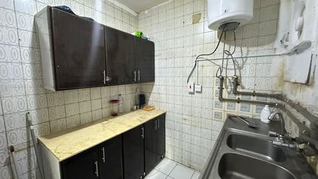 Al Malaz, Household Items, SAR 350000,  Family Bachelor Flat Available