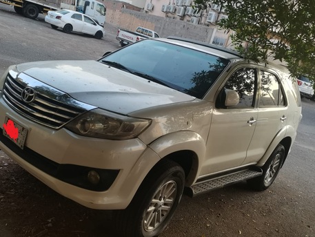 Jeddah, Vehicles, Cars & Trucks , SAR 50000,  Toyota Fortuner,  2015,  Automatic,  184000 KM,   , 184000KM