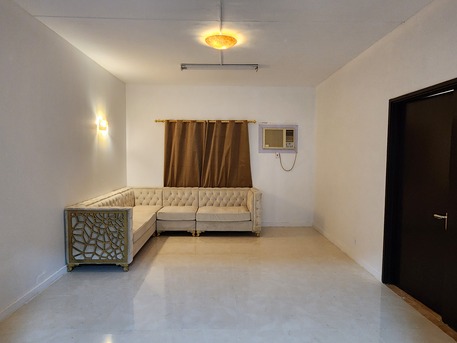 Akrabia, Apartments, Flats, Houses & Villas, SAR 2000/month,  Furnished,  2 BR,  00 Sq. Meter,  Furnished Family Flat For Rent With Separate Entrance, (Only For Families).