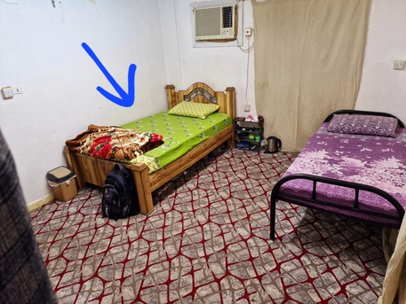 Al Murabba, Furniture, SAR 100,  Wooden Single Big Bed, Very Good Condition, Double Matress