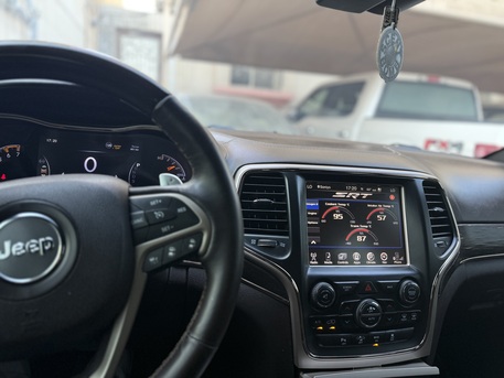 Dammam, Vehicles, Cars & Trucks , SAR 72000,  Jeep Grand Cherokee Summit (Black Sapphire Metallic),  2014,  Automatic,  159500 KM,