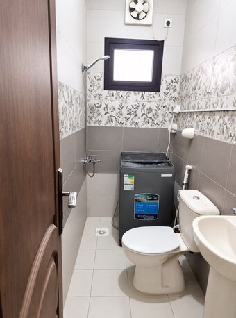 Jeddah, Housing Exchanges, SAR 20000/year,  2 BR,  Room For Rent, Near Saja Garden, Ash Sharafiyah