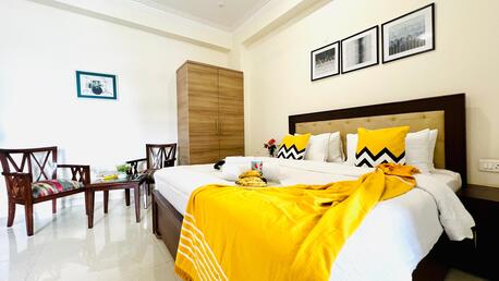 Gurgaon, Apartments, Flats, Houses & Villas, Furnished,  Studio,  350 Sq. Feet,  Studio Apartment Near Golf Course Road, Is Ideally Located In Sector 43