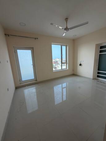 Saar, Offices, BHD 250,  102 Sq. Meter,  Commercial/Office Apartment For Rent Near Karami Restaurant Close To Bahrain University Co