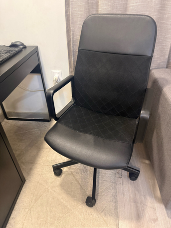 Saar, Furniture, BHD 45,  Computer Table And Chair (IKEA)