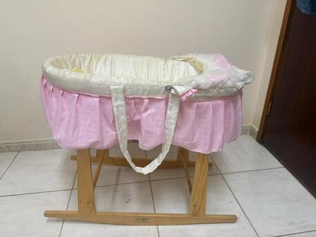 Jubail, Household Items, SAR 250,  Mixer Grinder & Baby Crib For Sale