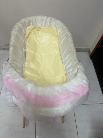 Jubail, Household Items, SAR 250,  Mixer Grinder & Baby Crib For Sale
