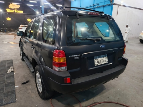 Jubail Industrial City, Vehicles, Cars & Trucks , SAR 11500,  Ford Escape,  2005,  Automatic,  186000 KM,  Car For Sale