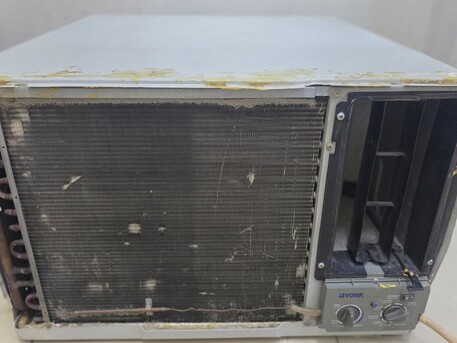 Al Rawdah, Air Conditioners, SAR 600,  YORK Window AC (18,000 BTU, Cool Only) &ndash; Very Good Condition 600 Sr &ndash; Al Rawdah