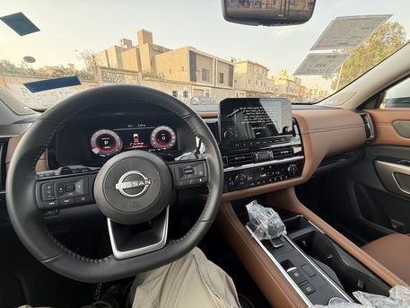 Jeddah, Vehicles, Cars & Trucks , SAR 170000,  Nissan Pathfinder 2023,  2023,  Automatic,  200 KM,  Nissan Pathfinder SL