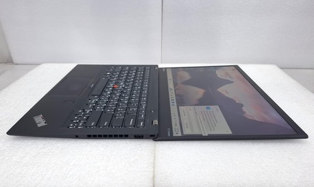 Manama, Electronics, BHD 93,  Summer Offer Lenovo X1 Carbon Core I7 7th Gen Laptop 8GB RAM 14" FHD Screen Only In 93/-BD