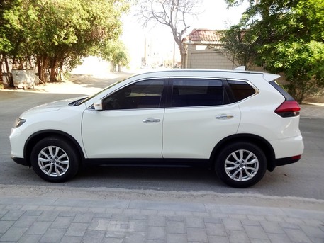 Zinj, Vehicles, Cars & Trucks , BHD 6500,  Nissan X-Trail,  2022,  Automatic,  73000 KM,  Agency Maintained - First Owner, Accident Free - URGENT SALE