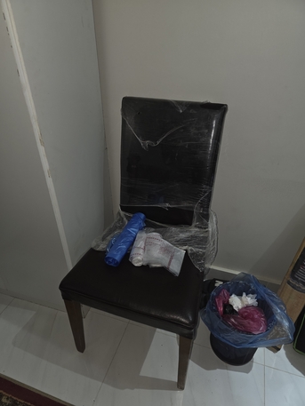 Jeddah, Household Items, SAR 250,  Dinning Table With 3 Chairs