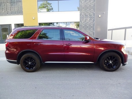 Zinj, Vehicles, Cars & Trucks , BHD 4900,  Dodge Durango,  2016,  Automatic,  132000 KM,  7 Seater SUV- Excellent Condition - Expat Leaving Bahrain