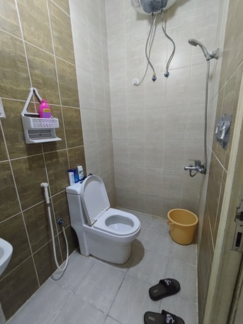 Jeddah, Rooms for Rent, SAR 1300/month,  Furnished,  0 Sq. Meter,  Available Separate Single Room Separate Bathroom