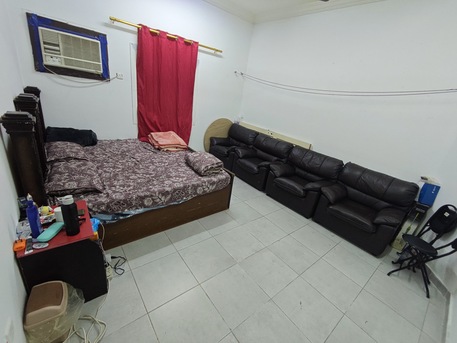 Jeddah, Rooms for Rent, SAR 1300/month,  Furnished,  0 Sq. Meter,  Available Separate Single Room Separate Bathroom