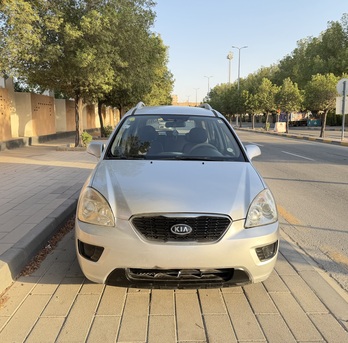 Al Jubail Al Balad, Vehicles, Cars & Trucks , SAR 18000,  Kia Carens,  2012,  Automatic,  329500 KM,  For Sale:   &ndash; 7-Seater Family Car | Jubail, KSA