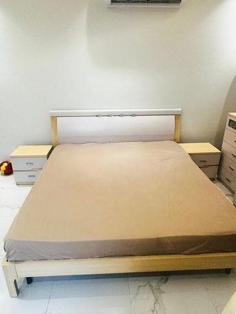 Riyadh, Furniture, SAR 999,  Elegant Bedroom Set With Branded Mattress For Sale &ndash; Excellent Condition