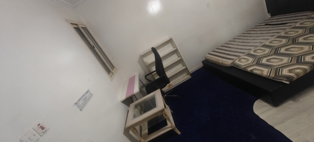 Riyadh, Apts/Flats Wanted, SAR 800/month,  1 BR,  I Have Room For Rent - Dar Al Baida