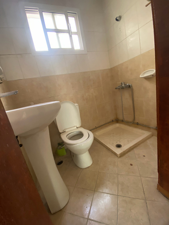 Ras Rumman, Apartments, Flats, Houses & Villas, BHD 130/year,  2 BR,  🏡 Apartments For Rent In Ras Rumman  📍 Behind Al Shifa Hospital  🛏️ 2 Bedrooms 🚿 2 Bat