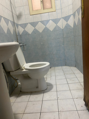 Gudaibiya, Apartments, Flats, Houses & Villas, BHD 180/year,  2 BR,  🏡 Apartment For Rent In Gudaibiya  📍 Opposite Sameeh And Behind Moda Bitar  🛏️ 2 Bedroo