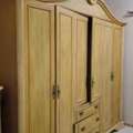 SAR 1,  Wardrobe
