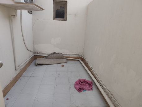 Manama, Apartments, Flats, Houses & Villas, BHD 170/year,  1 BR,  Jidali:- Furnished Studio Flat On Rent With Ewa..