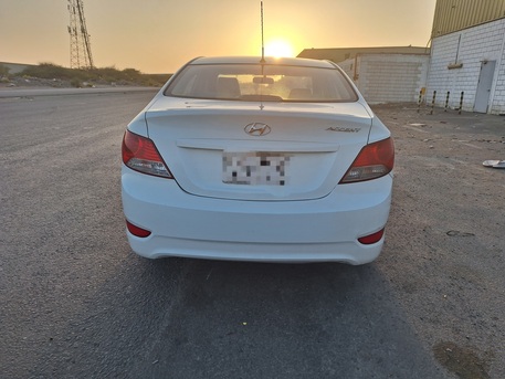 Jeddah, Vehicles, Cars & Trucks , SAR 20800,  Hyundai Accent,  2015,  Automatic,  217200 KM,  Selling