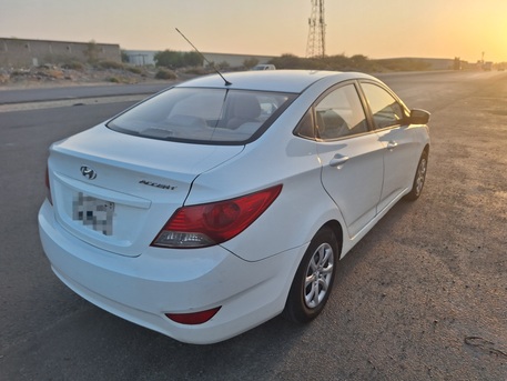 Jeddah, Vehicles, Cars & Trucks , SAR 20800,  Hyundai Accent,  2015,  Automatic,  217200 KM,  Selling