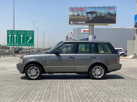 Manama, Vehicles, Cars & Trucks , BHD 2400,  Land-Rover Range Rover,  2009,  Automatic,  97300 KM,  Range Rover HSE /  (Grey)