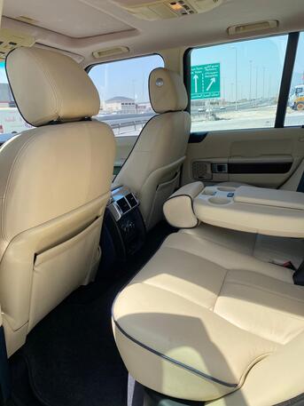 Manama, Vehicles, Cars & Trucks , BHD 2400,  Land-Rover Range Rover,  2009,  Automatic,  97300 KM,  Range Rover HSE /  (Grey)
