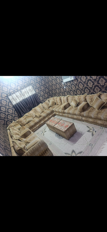 Manama, Appliances, BHD 60,  Urgent Sale Sofa Set 15 Person With Full Carpet And Urtains And Table