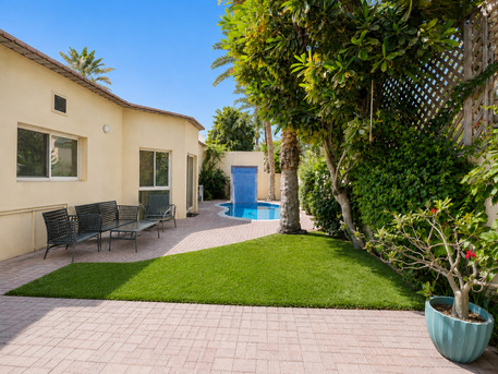 Janabiya, Villas, BHD 900,  350 Sq. Meter,  3BR Compound Villa With Private Pool & Backyard Villa For Rent In Janabiya