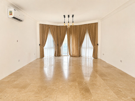 Janabiya, Villas, BHD 900,  350 Sq. Meter,  3BR Compound Villa With Private Pool & Backyard Villa For Rent In Janabiya