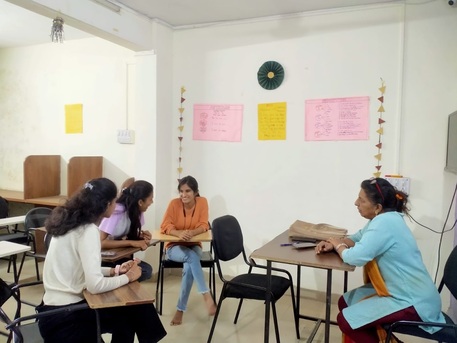 Mumbai, Lessons Offered, Spoken English Classes In Karvenagar