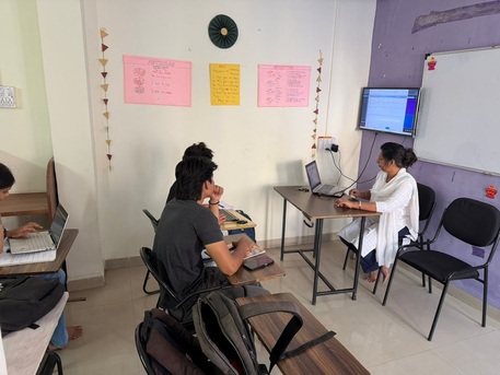 Mumbai, Lessons Offered, Spoken English Classes In Karvenagar