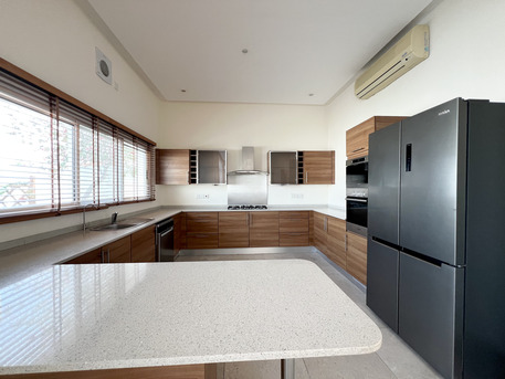 Saar, Villas, BHD 1000,  380 Sq. Meter,  4BR Villa | Private Pool & Garden | Maid Room