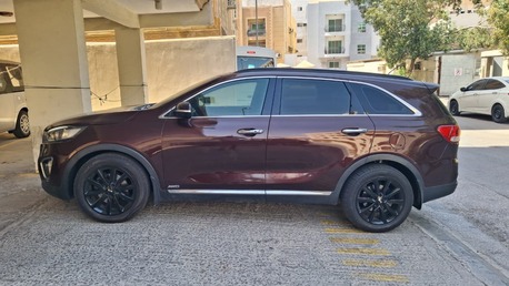 Khobar, Vehicles, Cars & Trucks , SAR 39000,  Kia Sorento,  2016,  Automatic,  216000 KM,  Full Option, 7 Seater, V6, Fuel Efficient
