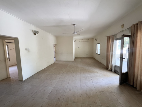 Saar, Villas, BHD 425,  350 Sq. Meter,  3BR Compound Villa With Private Garden And Maid Room