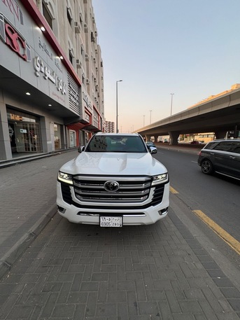 Jeddah, Vehicles, Cars & Trucks , SAR 355000,  TOYOTA  LandCruiser,  2025,  Automatic,  200000 KM,   VXR Top Line  MODEL