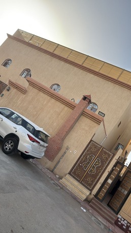 Riyadh, Items Wanted, Flat 360 M For 50.000 Yearly East Riyadh At Qadisiah