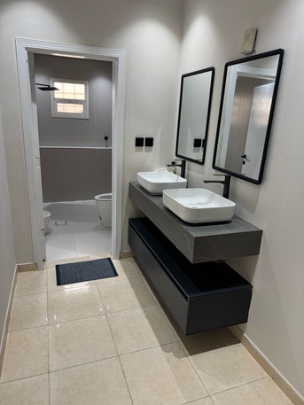 Riyadh, Items Wanted, Flat 360 M For 50.000 Yearly East Riyadh At Qadisiah