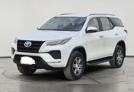 Riyadh, Equipment Rental, Toyota Fortuner 2023 Diesel Available For Monthly Rental