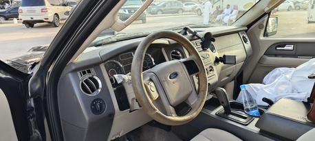 Al Batha, Vehicles, Cars & Trucks , SAR 25000,  Ford Expedition,  2014,  Automatic,  223000 KM,  Very Good Condition