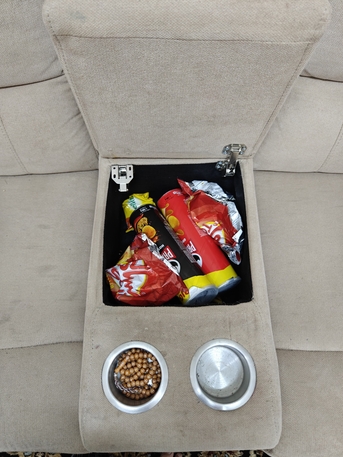 Riyadh, Furniture, SAR 450,  Recliner 2 Seaters